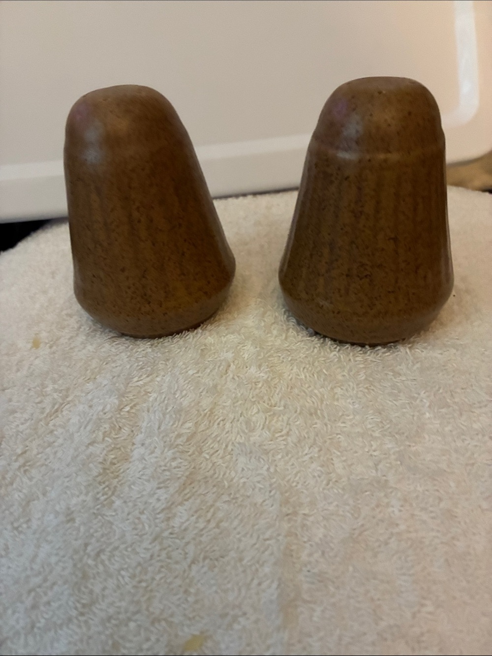 Vintage Monmouth Pottery Mojave Brown salt & pepper shakers w/ speckled finish